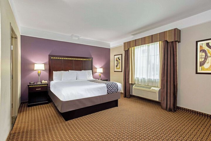 Room 19 of 29