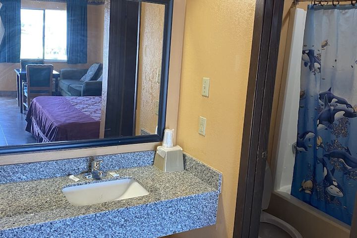 Executive Inn and Suites