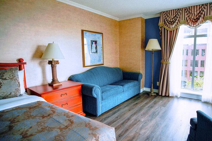 Room 84 of 128