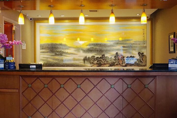 Hotel Interior 6 of 27