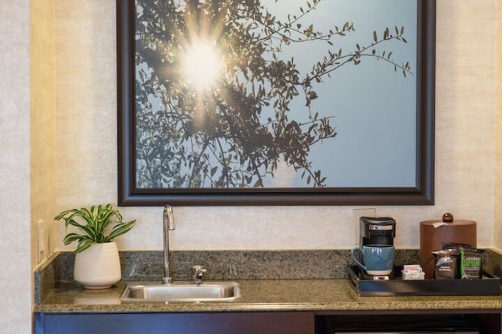 Ayres Suites Diamond Bar