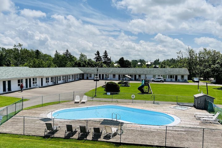 Pool 14 of 81