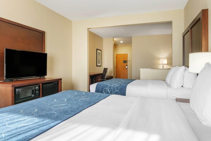 Comfort Suites Batesville