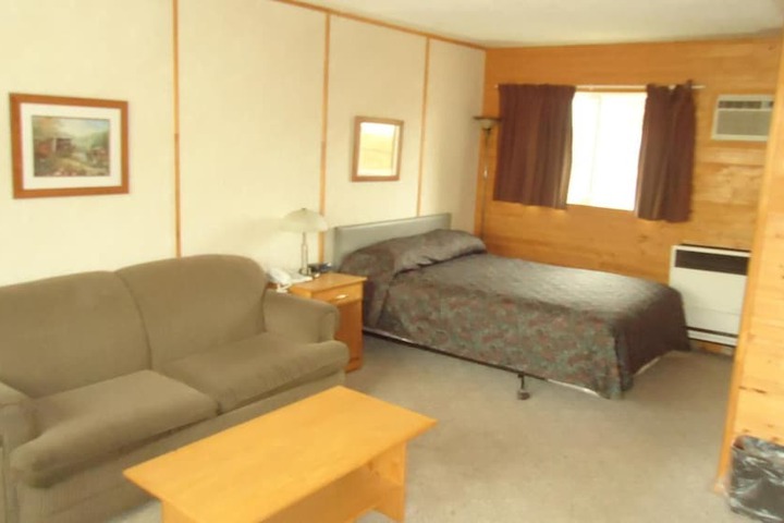 Room 32 of 41