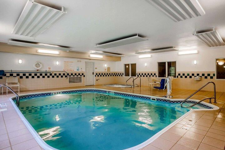 Pool 7 of 29