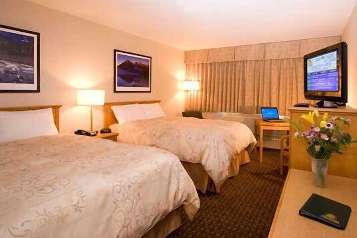 Room 17 of 35