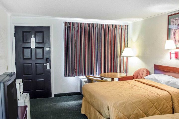 Room 21 of 57