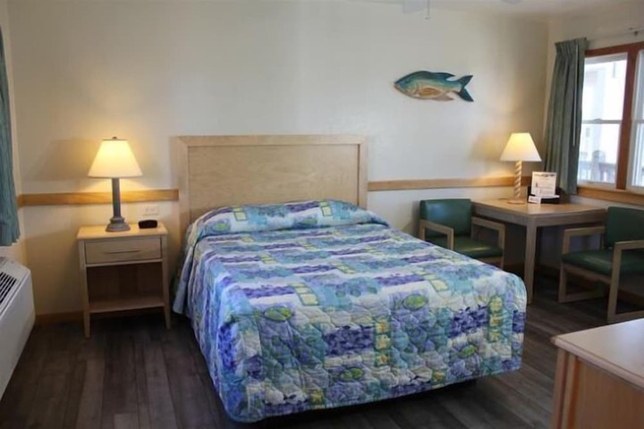 Pony Island Inn