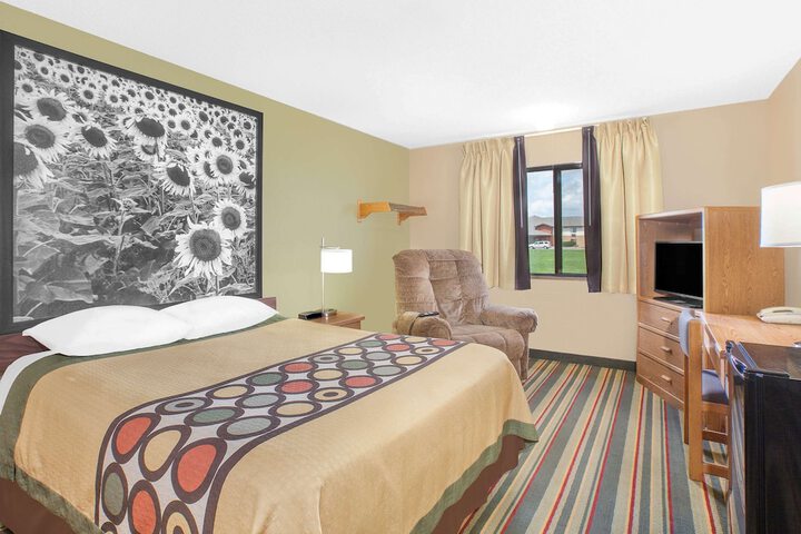 Room 13 of 15