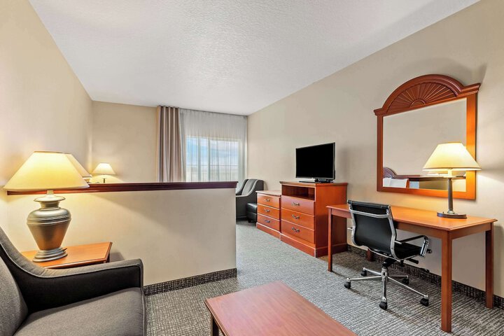 Room 30 of 49