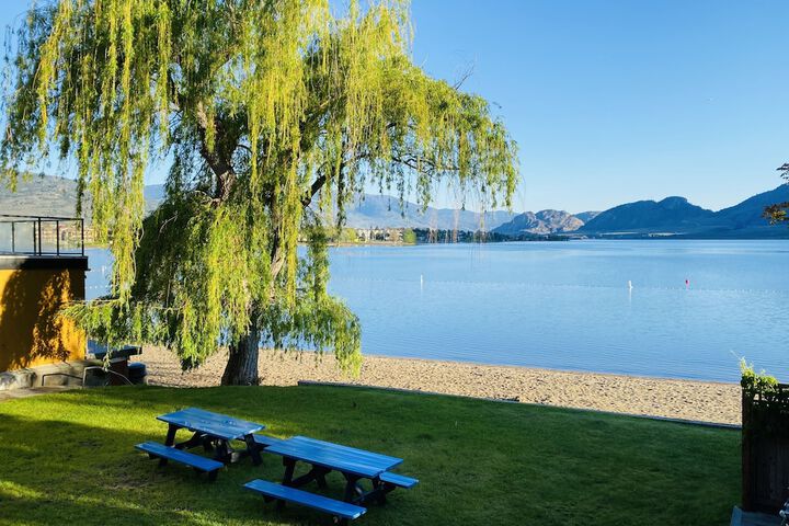 Richter Pass Beach Resort