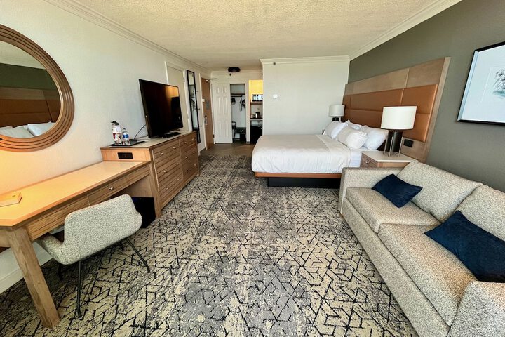 Room 96 of 152