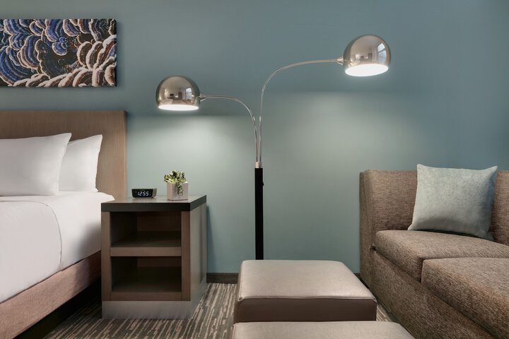 Room 14 of 50