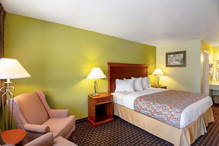 Room 20 of 30