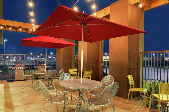 Terrace/Patio 26 of 29