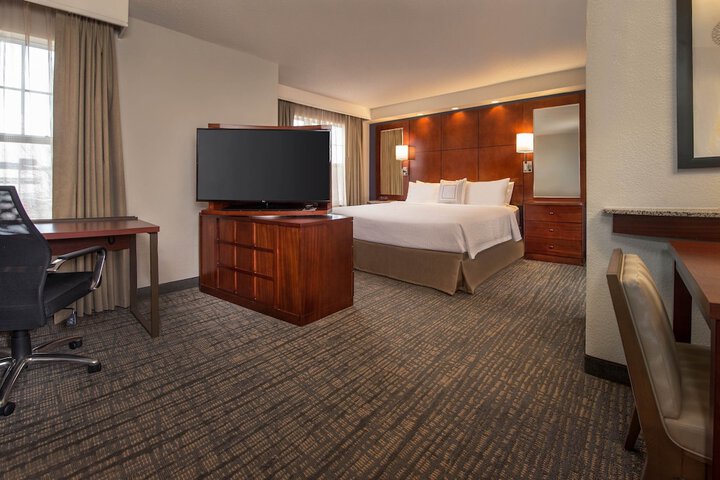 Room 15 of 30