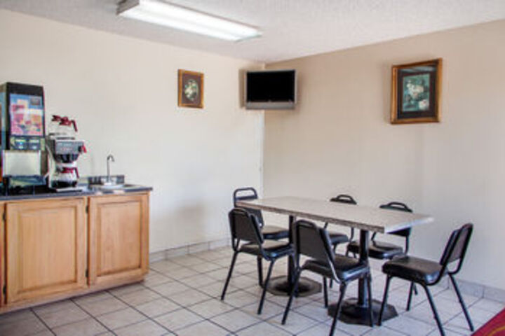 Econo Lodge