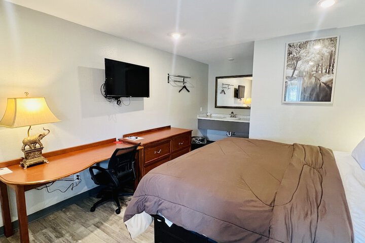 Room 43 of 44