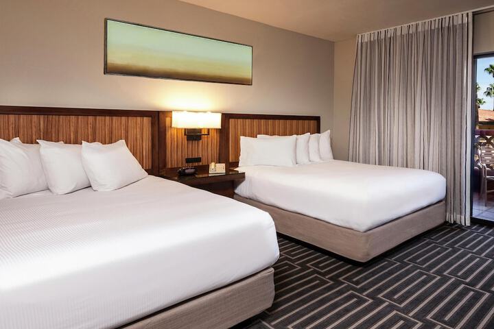 Hilton Phoenix Tapatio Cliffs Resort