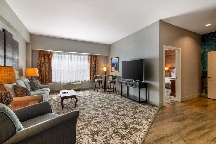 Room 48 of 125