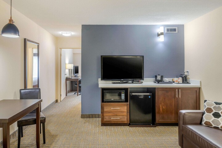 Room 41 of 58