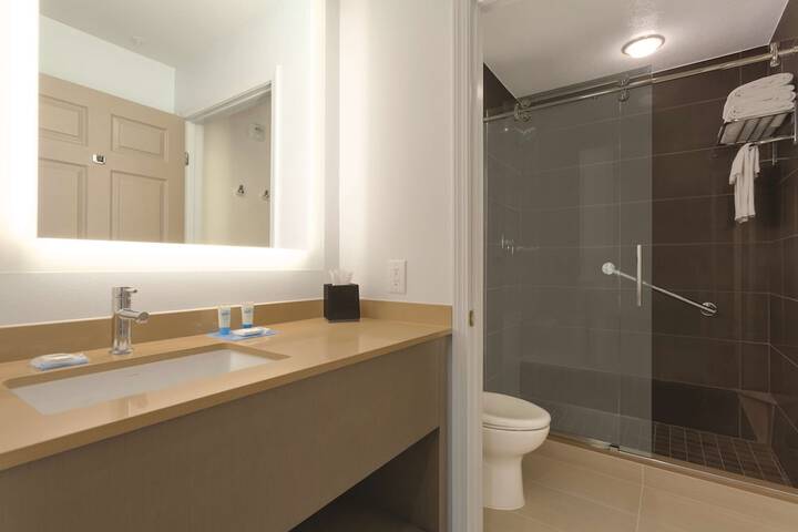 HYATT house Cypress / Anaheim