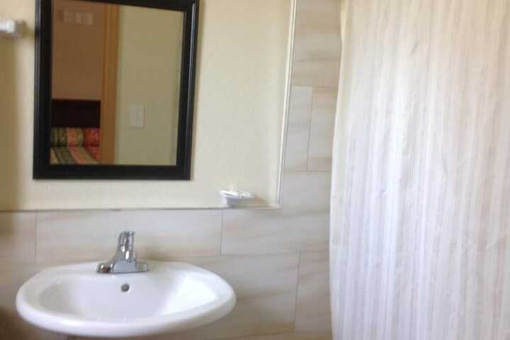 Room 19 of 25