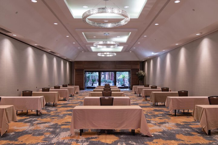 Hilton Phoenix Resort at the Peak