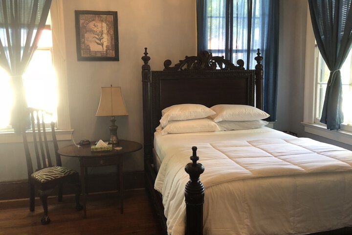 Room 43 of 79