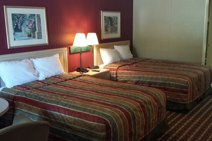 Room 15 of 26