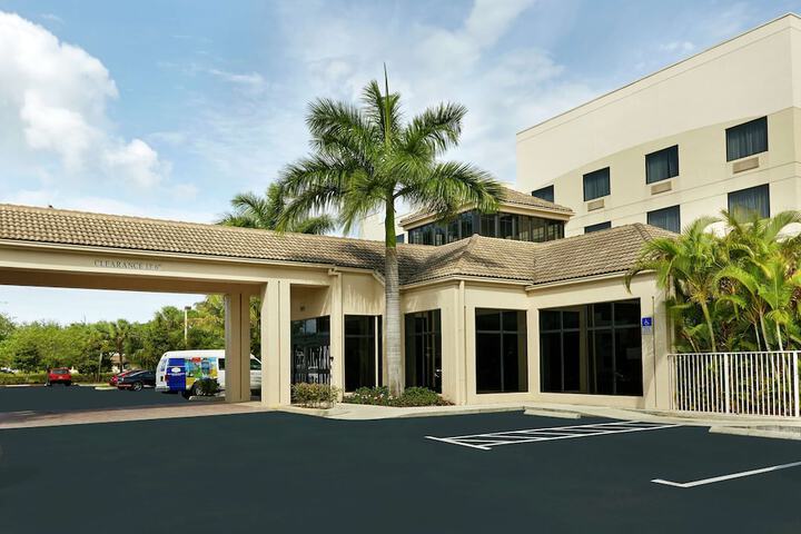 Hotel 4 of 47