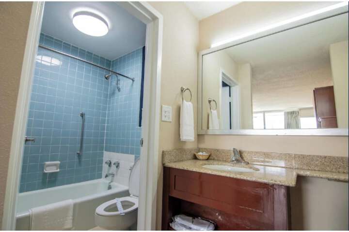 Reidsville Inn & Suites