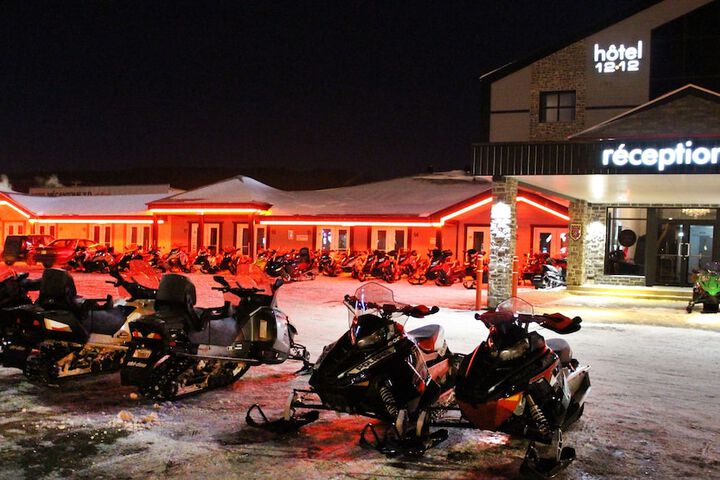 Hotel 1212