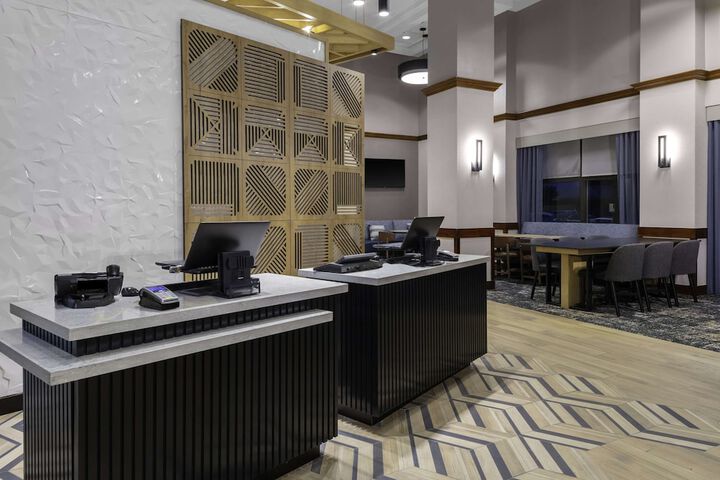 Hyatt Place Dallas / Arlington