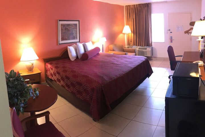 Econo Lodge Fort Myers North