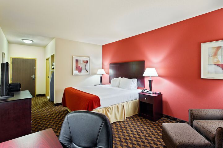 Room 18 of 29