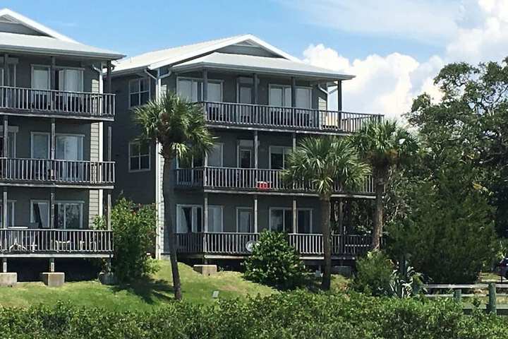 Seahorse Landing
