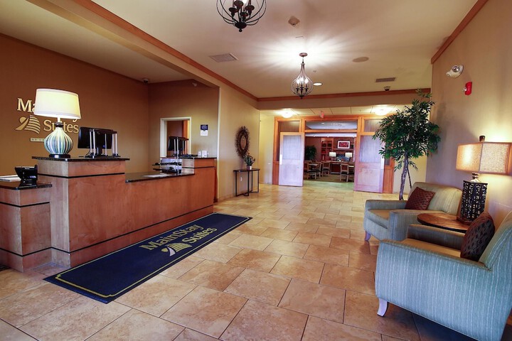 Hotel Interior 9 of 38