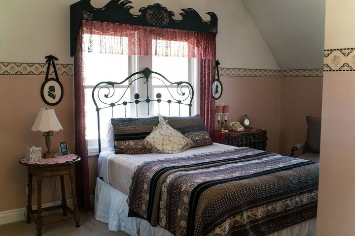 Room 22 of 50