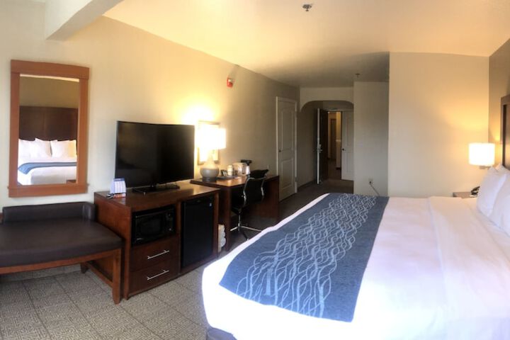 Room 17 of 81