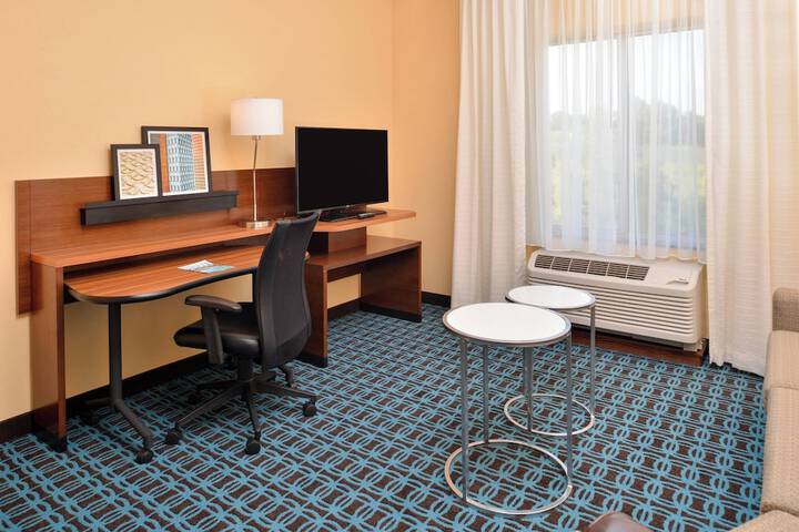 Room 20 of 38