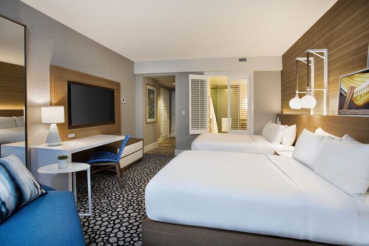 Signia by Hilton Diplomat Beach Resort