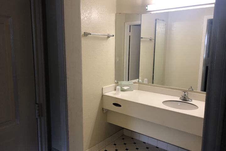 Room 15 of 57