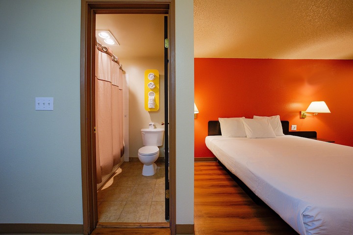 Room 57 of 123