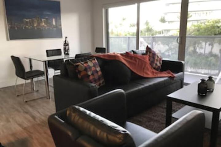Room 16 of 18