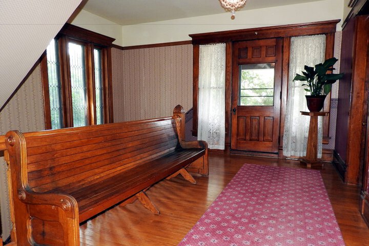 Champaign Garden Inn