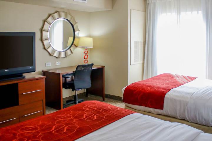 Room 72 of 104