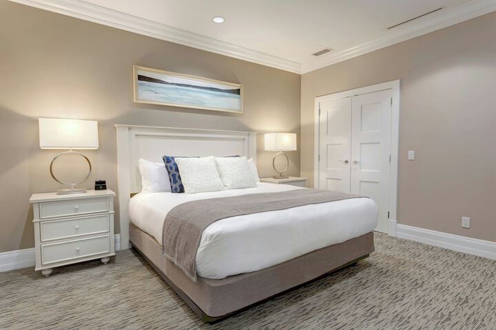 Room 124 of 211