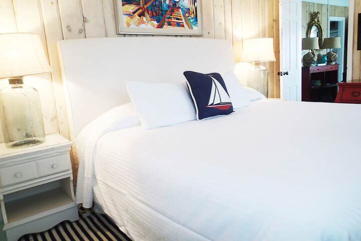 The Masthead Resort