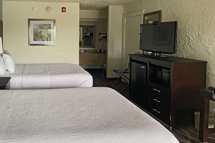 Quality Inn Clinton North